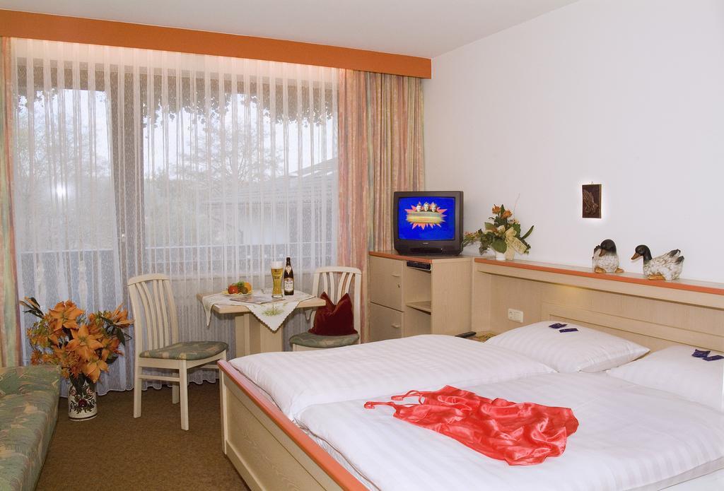 Neubäu Hotel Am See מראה חיצוני תמונה